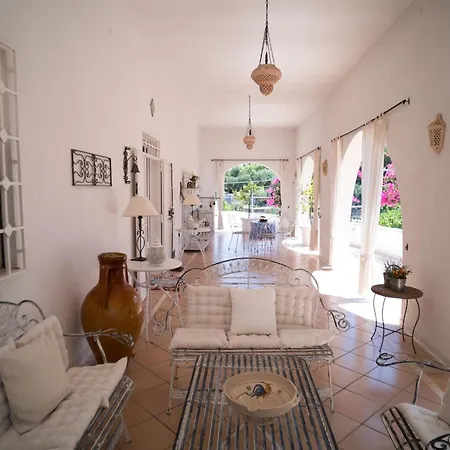 Relais Patriarca - Dimora Mediterranea אוסטוני